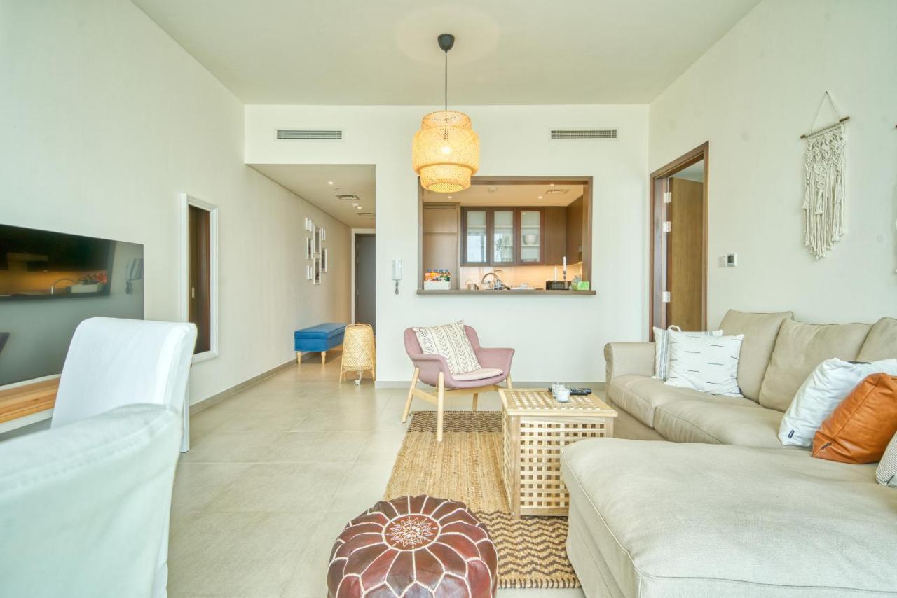 Boho-Chic Cosy 1Br, Minutes To Burj Khalifa Apartment Dubai Exterior photo